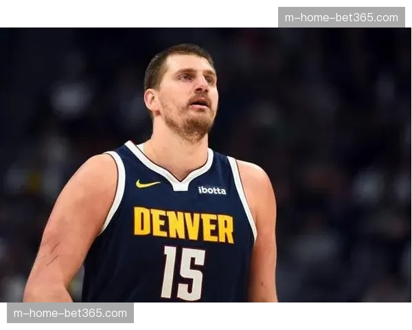 约基奇助攻失误比近期显著改善 背靠背36助攻仅3失误重回节奏